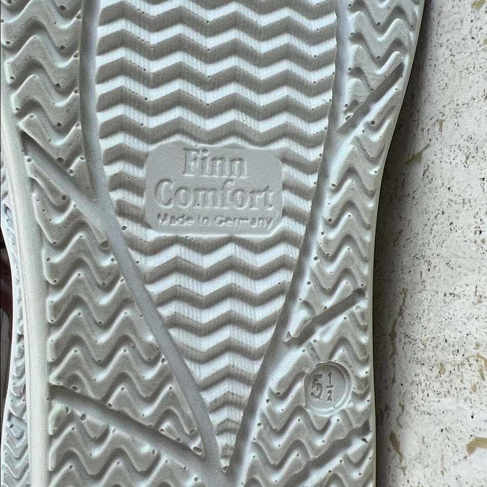 Finn Comfort Made in Germany Womens Ikebukuro Shoe - Words Bianco, Size 8 US - Picture 15 of 17